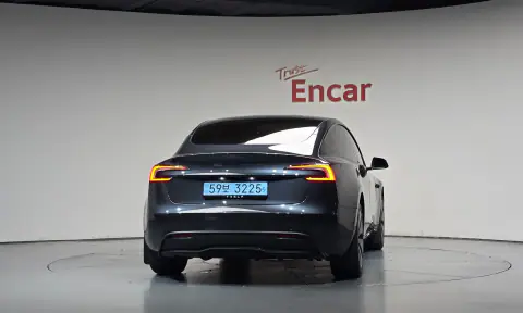 LRW3E7FS8SC672063 — 2025 Tesla Model 3, zdjęcie 3 z Encar, stan przed naprawą