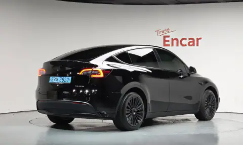 7SAYGDEE5NF496726 — 2022 Tesla Model Y, fotos antes de reparar