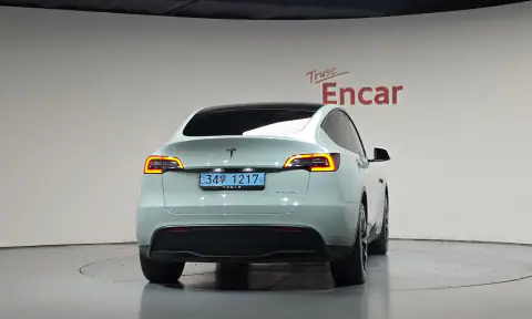 7SAYGDEE2NF496828 — 2022 Tesla Model Y, photo 3 from Encar, condition before repair