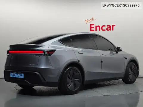 Model Y Long-Range Awd VIN LRWYGCEK1SC299975 фото 2