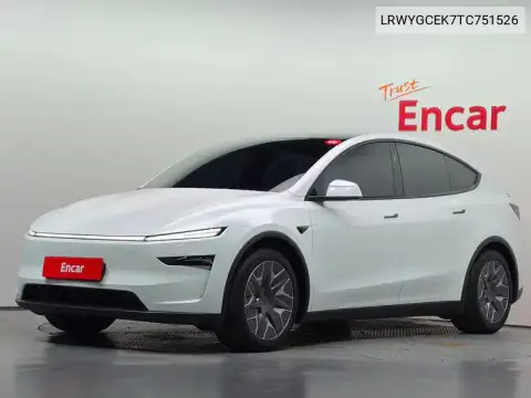LRWYGCEK7TC751526 — 2026 Tesla Model Y, fotos antes de reparar