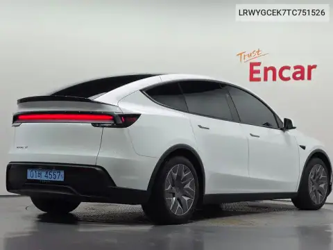 LRWYGCEK7TC751526 — 2026 Tesla Model Y, фото 2 з Encar, стан до ремонту