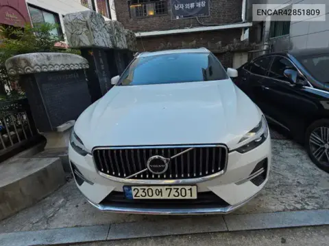 ENCAR42851809 — 2023 Volvo, фото до ремонта