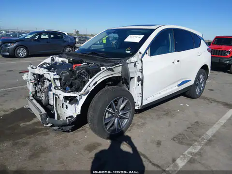 5J8TC2H53PL018115 — 2023 Acura RDX, фото 3 з IAAI, Передня частина