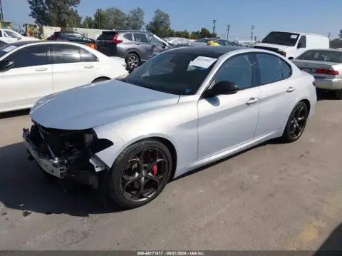 ZARFAMBN3M7648751 — 2021 Alfa Romeo Giulia, zdjęcie 2 z IAAI, Przód