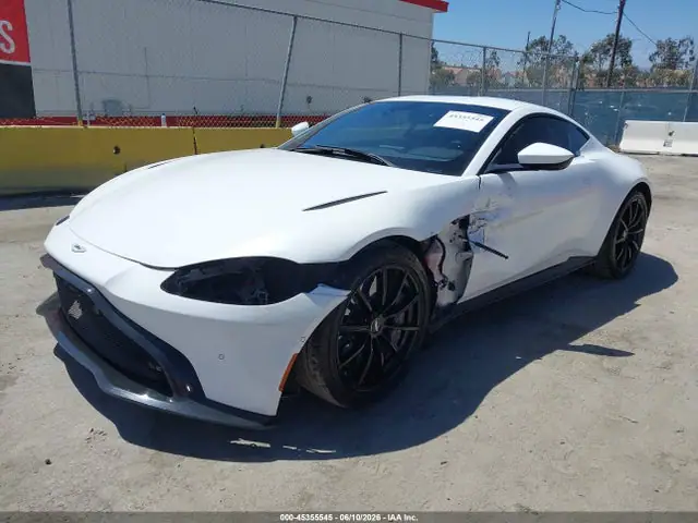 SCFSMGAW4LGN03200 — 2020 Aston Martin Vantage, фото 2 с аукциона IAAI 14.10.2026, Левый бок