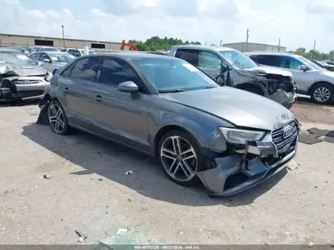 WAUAUGFF2J1040490 — 2018 Audi A3, Передняя and задняя части (Front & Rear), before-repair photos