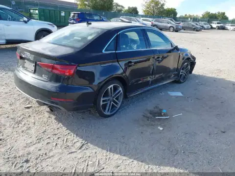 WAUJ8GFF7J1008185 — 2018 Audi A3, zdjęcie 4 z IAAI, Przód