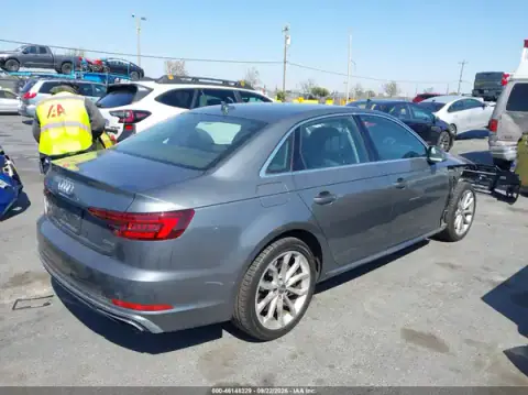 WAUENAF46KN015368 — 2019 Audi A4, zdjęcie 4 z IAAI, Przód