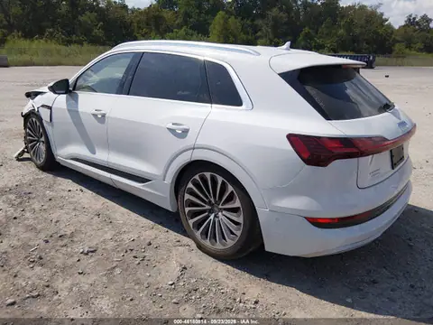 WA1VABGE3KB021409 — 2019 Audi E-Tron Premium Plus, фото 3 с аукциона IAAI 22.10.2026, передняя часть слева