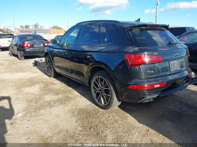 WA1EAAFYXM2083883 — 2021 Audi Q5 Progressiv, фото 3 с аукциона IAAI 15.10.2026, Передняя часть