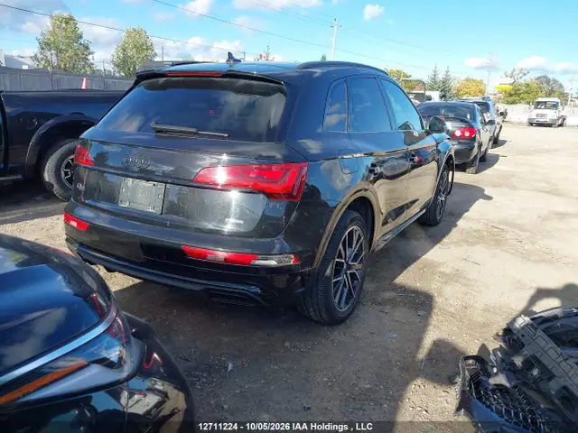 WA1EAAFYXM2083883 — 2021 Audi Q5 Progressiv, фото 4 с аукциона IAAI 15.10.2026, Передняя часть