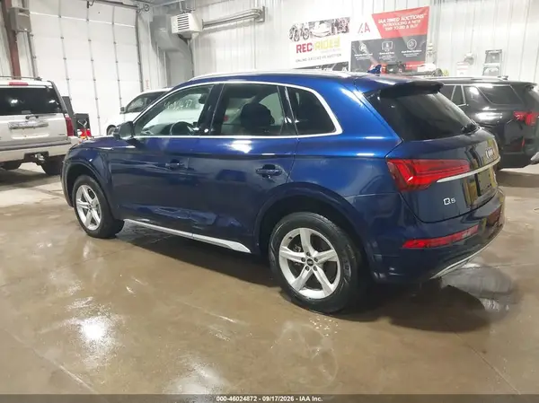 WA1AAAFY9M2008185 — 2021 Audi Q5, фото 3 с аукциона IAAI 15.10.2026, Передняя часть