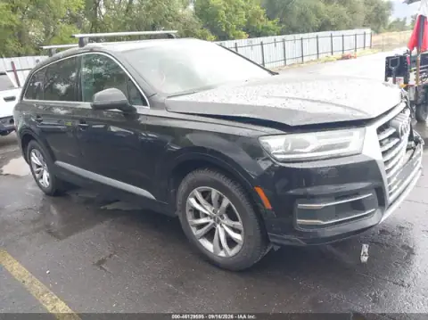 WA1LHAF71HD039856 — 2017 Audi Q7, ПЕРЕДНЯЯ ЧАСТЬ (Front End), фото до ремонта