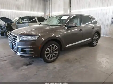 WA1LAAF72HD011682 — 2017 Audi Q7, zdjęcie 2 z IAAI 20.10.2026, Prawy bok
