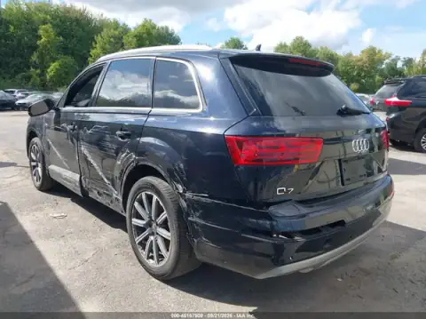 WA1LAAF76HD018120 — 2017 Audi Q7, photo 3 from IAAI, Left side