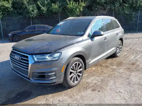 WA1LHAF79JD045474 — 2018 Audi Q7, photo 2 from IAAI, Not reported