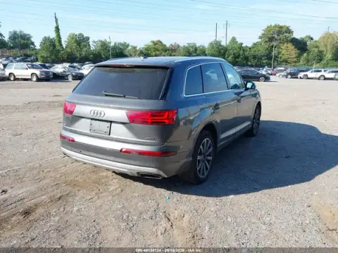 WA1LHAF79JD045474 — 2018 Audi Q7, photo 4 from IAAI, Not reported