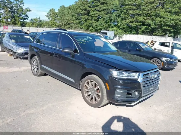 WA1LHAF72JD044179 — 2018 Audi Q7, Передняя часть (Front End), фото до ремонта