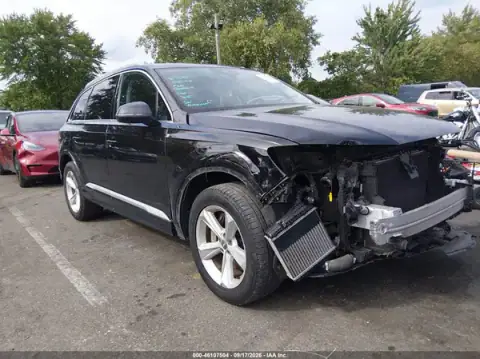 WA1AXAF71LD000140 — 2020 Audi Q7, Parte delantera (Front End), fotos antes de reparar