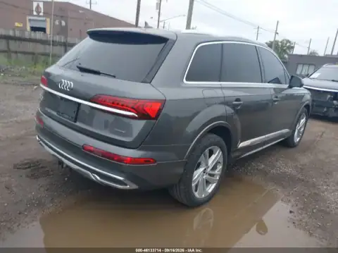 WA1LXAF72MD038342 — 2021 Audi Q7, ფოტო 4, IAAI 01.10.2026, სახურავი