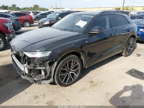 WA1FVAF18MD022404 — 2021 Audi Q8, photo 2 from IAAI, Front end