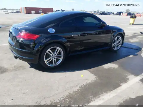 TRUC5AFV7G1028976 — 2016 Audi TT, photo 5 from IAAI, Front end