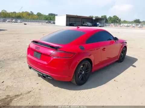 TRUC5AFV6H1002693 — 2017 Audi TT, foto 4 de IAAI, Parte delantera