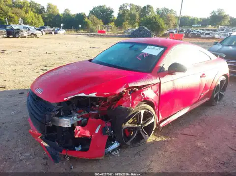 TRUC5AFV4J1011785 — 2018 Audi TT, photo 2 from IAAI 23.10.2026, Front end
