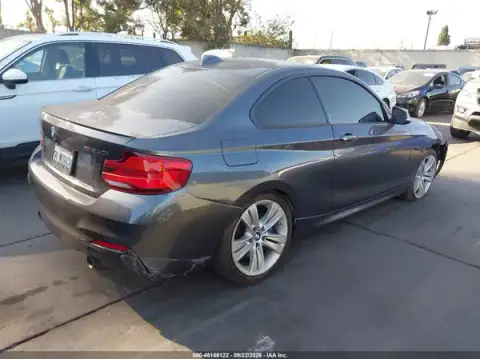 WBA2J5C54KVC07927 — 2019 BMW 2ER, photo 4 from IAAI, Right front