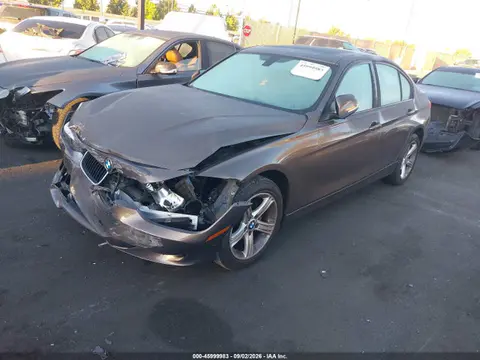 2014 BMW 320i VIN WBA3B1C56EPV79690 фото 2