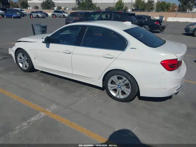 WBA8E1C36HA156496 — 2017 BMW 330E Iperformance, фото 3 з IAAI 19.10.2026, Передня частина