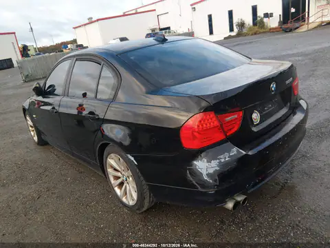 WBAPK7C56BA972205 — 2011 BMW 3ER, фото 3 с аукциона IAAI 21.10.2026, Естественный износ