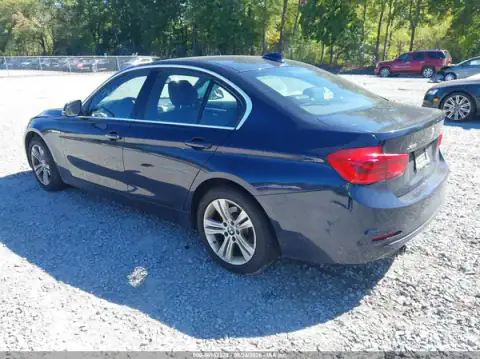 WBA8D9C39HA005296 — 2017 BMW 3ER, foto 3 de IAAI, Lado derecho