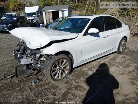 WBA8E5G53HNU22844 — 2017 BMW 3ER, zdjęcie 2 z IAAI 03.11.2026, Normalne zużycie
