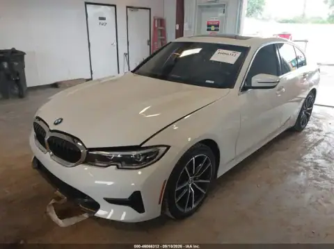 3MW5R7J0XM8B87050 — 2021 BMW 3ER, photo 2 from IAAI 20.10.2026, Undercarriage damage