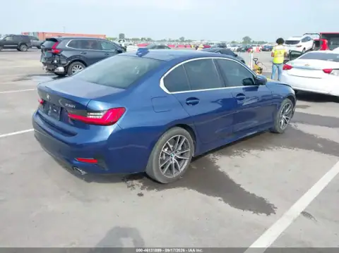 3MW5R7J07M8C08338 — 2021 BMW 3ER, photo 4 from IAAI, Left front