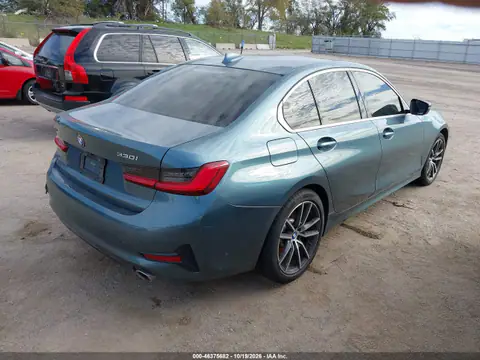 3MW5R7J0XM8B91924 — 2021 BMW 3ER, photo 4 from IAAI, Flood