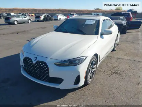 WBA63AV07PFP14440 — 2023 BMW 4ER, zdjęcie 3 z IAAI, Tył