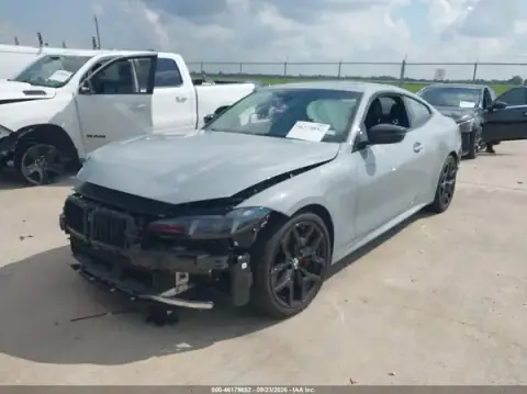 WBA43DA03TCV76261 — 2026 BMW 4ER, foto 2 de IAAI, Parte delantera