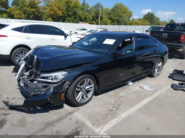 WBA7F2C32HG422768 — 2017 BMW 7ER, фото 2 с аукциона IAAI 13.10.2026, Передняя часть
