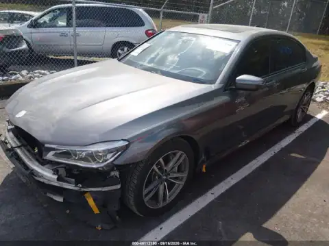 WBA7F2C55JG424876 — 2018 BMW 7ER, photo 2 from IAAI, Not reported