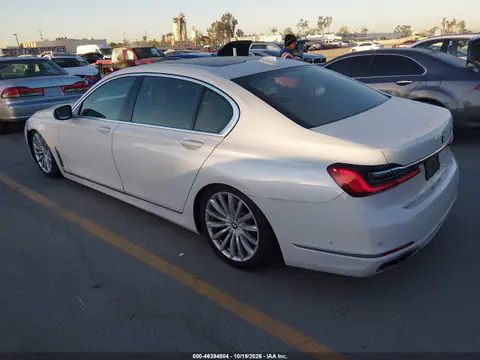 WBA7T2C04LGF96884 — 2020 BMW 7ER, zdjęcie 4 z IAAI, Uszkodzenia podwozia