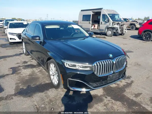 WBA7T2C09MCF63629 — 2021 BMW 7ER, Передняя часть (Front End), фото до ремонта