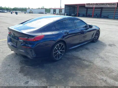 WBAGV8C09RCP90045 — 2024 BMW 8ER, zdjęcie 4 z IAAI, Zalanie