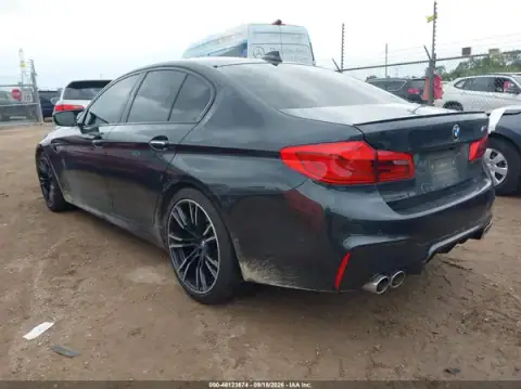 WBSJF0C5XJB282009 — 2018 BMW M5, фото 3 с аукциона IAAI, ПЕРЕДНЯЯ ЧАСТЬ