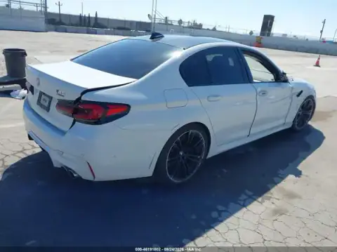 WBS83CH04MCF42122 — 2021 BMW M5, zdjęcie 4 z IAAI, Prawy bok