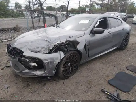 WBSGV0C0XPCL62348 — 2023 BMW M8, foto 2 de IAAI, Parte delantera