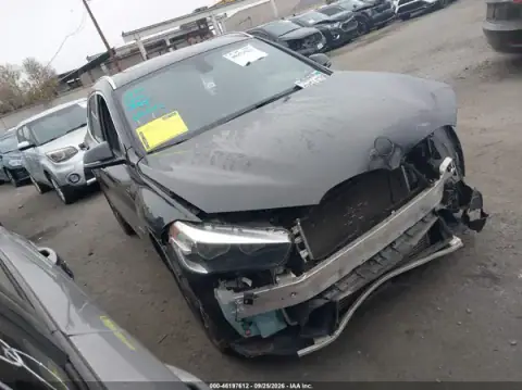 WBXHT3C3XH5F79H30 — 2017 BMW X1, Lewy przód (Left Front), zdjęć przed naprawą