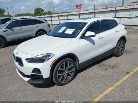 WBXYH9C01M5S46014 — 2021 BMW X2, photo 2 from IAAI, Rear end